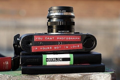 You can´t photographs if your not in love